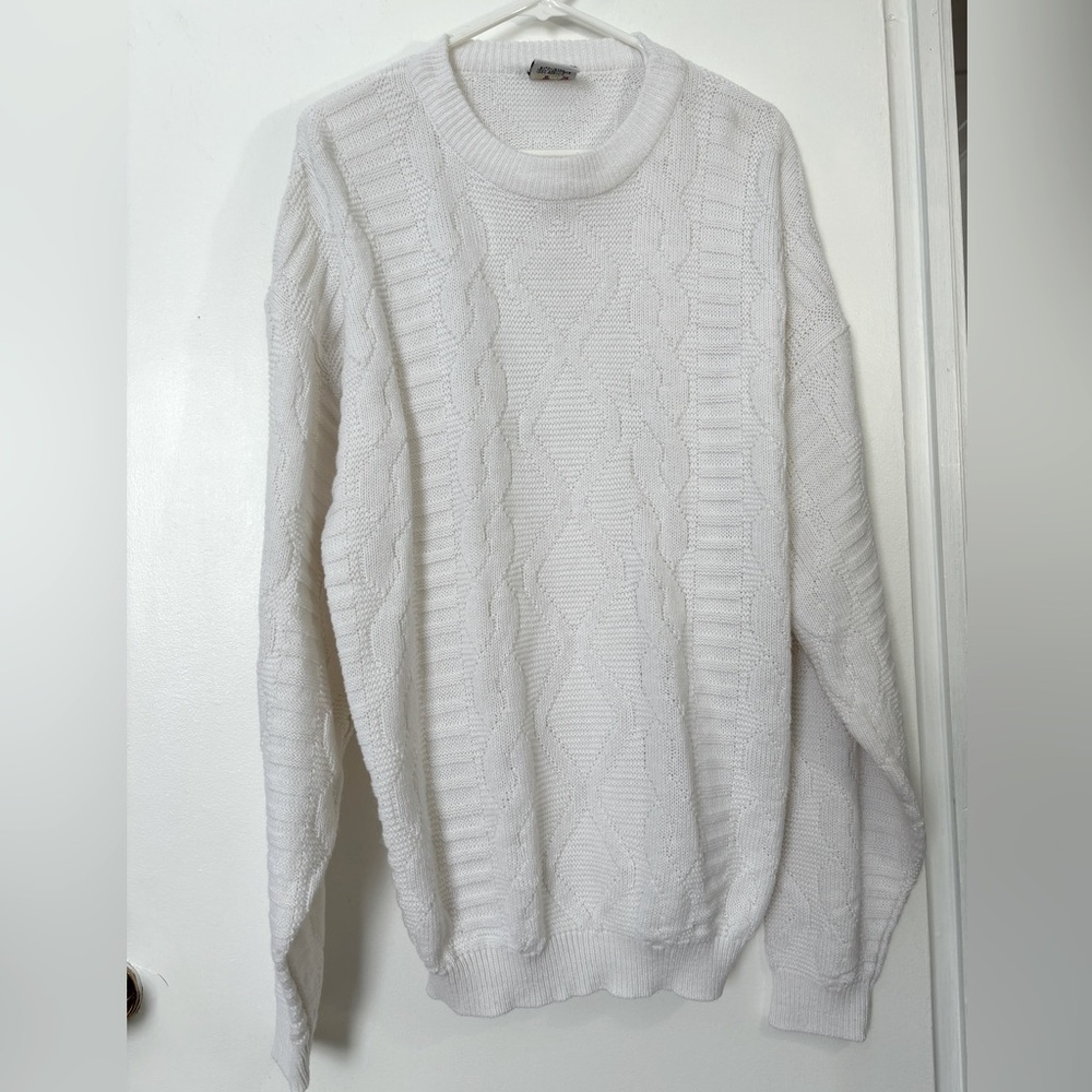 🎉4/30$🎉 Giorgio Romani White Crewneck Sweater - Soft & Cozy - Size Large
